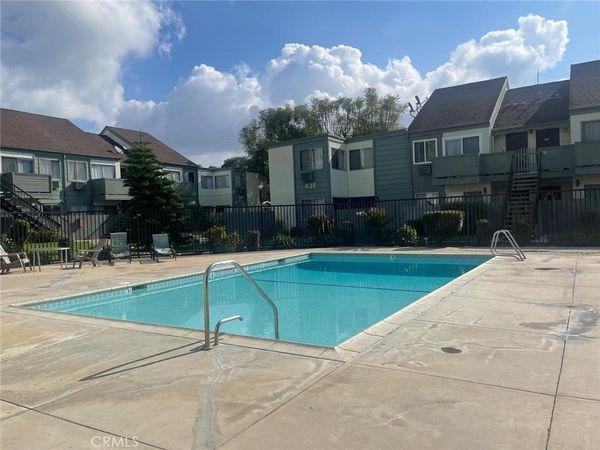 619 Bristol , Unit 17, Santa Ana, CA 92703