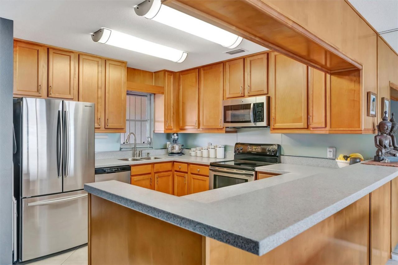 3863 Catalina Drive , Bradenton, FL 34210 Photo