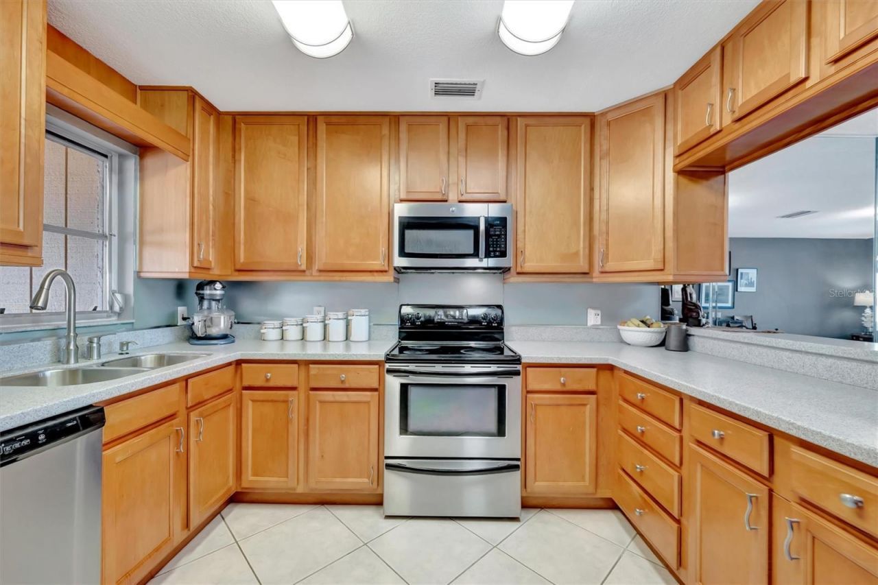 3863 Catalina Drive, Bradenton, FL 34210 Photo