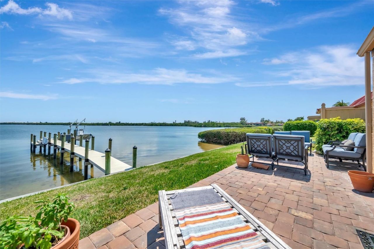 3863 Catalina Drive , Bradenton, FL 34210 Photo