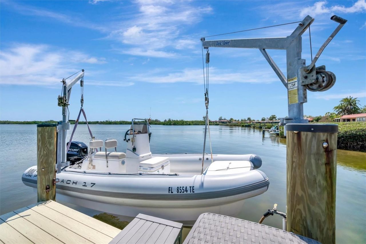 3863 Catalina Drive , Bradenton, FL 34210 Photo