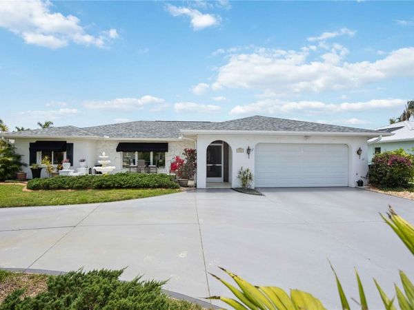 965 E GONDOLA DRIVE , VENICE, FL 34293