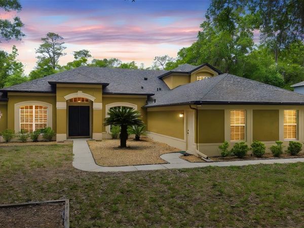 386 CHINAHILL COURT, APOPKA, FL 32712