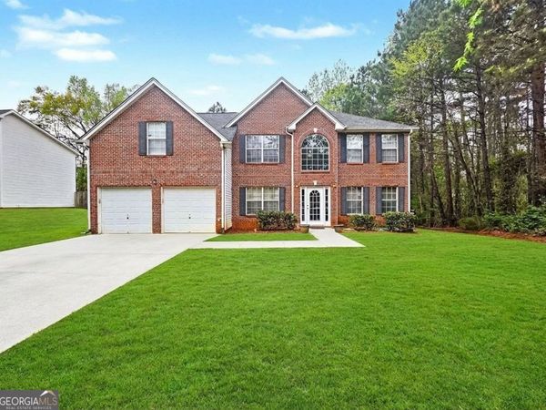 4041 Smithfield Trail, Ellenwood, GA 30294
