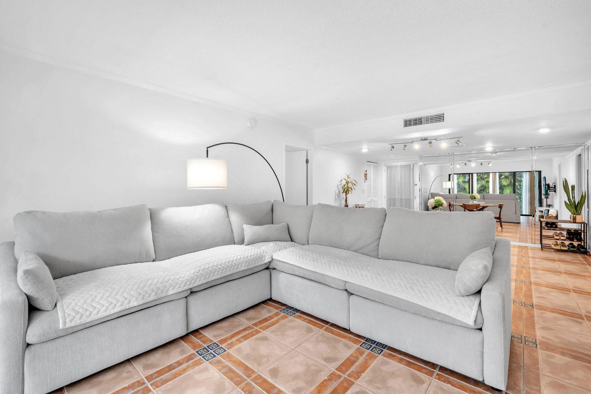 1823 Presidential Way, Unit E101, West Palm Beach, FL 33401 Photo