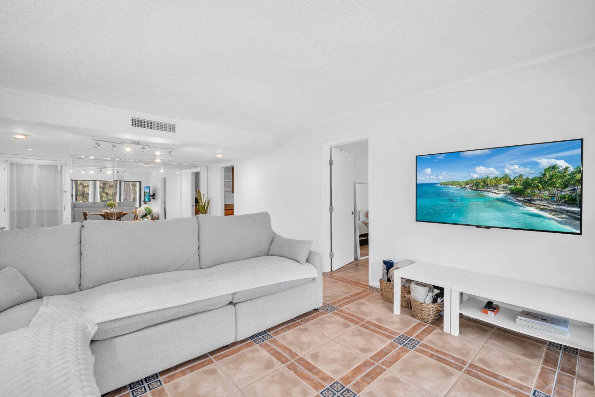 1823 Presidential Way, Unit E101, West Palm Beach, FL 33401 Photo