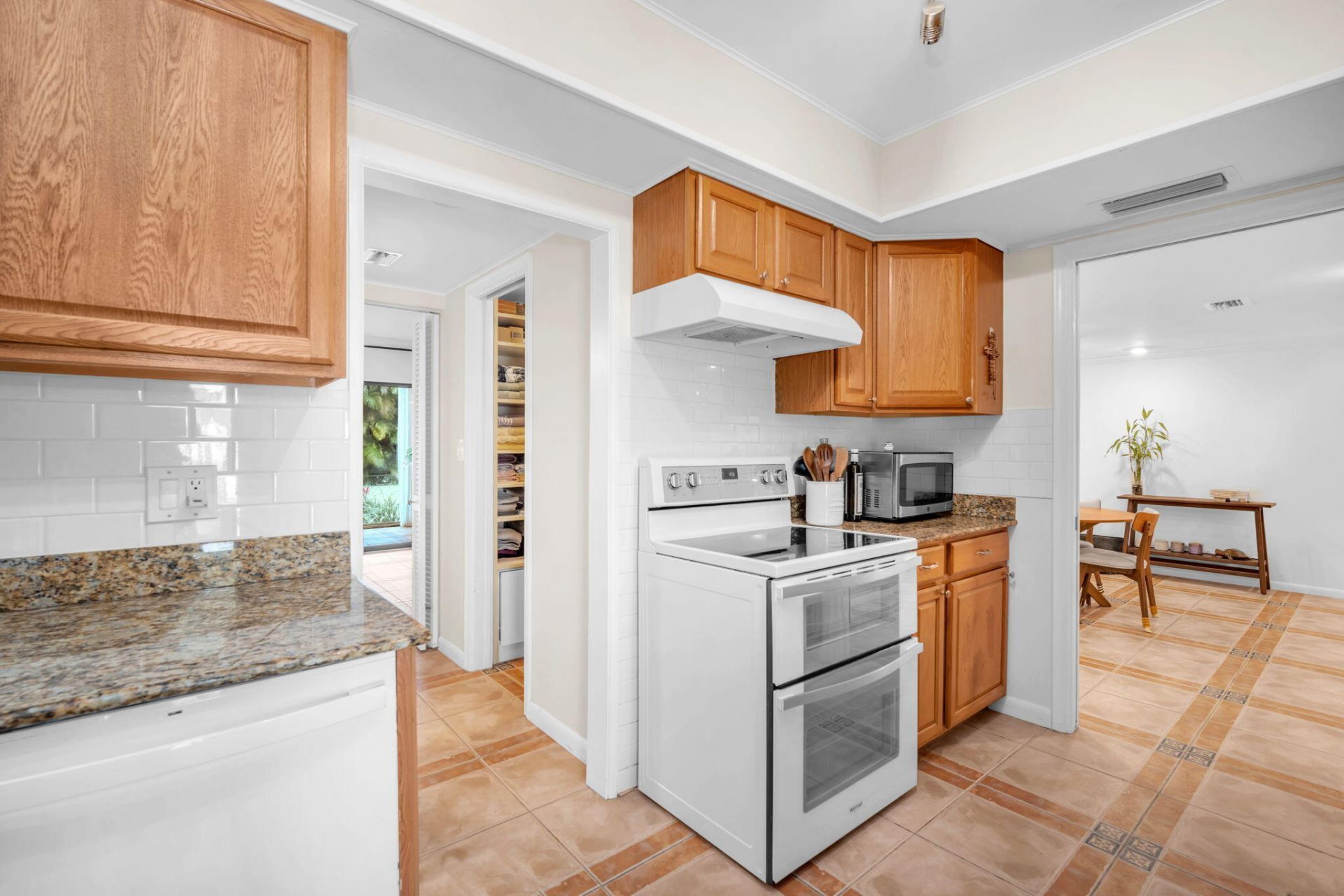 1823 Presidential Way, Unit E101, West Palm Beach, FL 33401 Photo