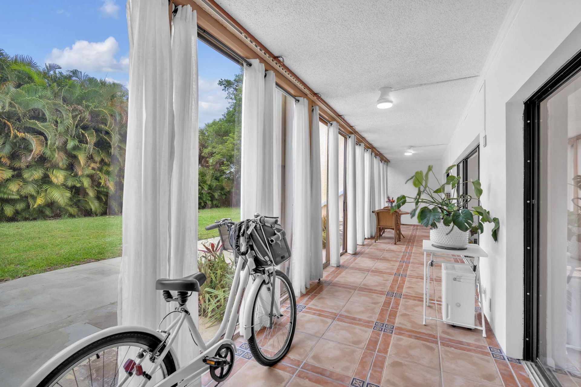 1823 Presidential Way, Unit E101, West Palm Beach, FL 33401 Photo