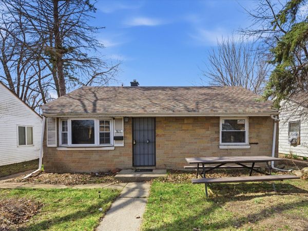 5817 N Teutonia Ave, Milwaukee, WI 53209