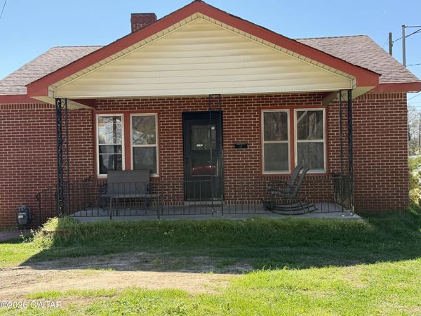 402 Greenwood Avenue , Jackson, TN 38301
