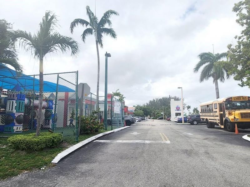 8360 NW 103rd St, Unit 204E, Hialeah Gardens, FL 33016 Photo