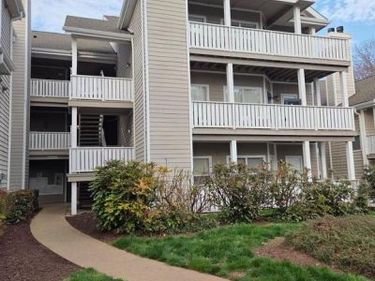 14322 CLIMBING ROSE WAY, Unit 301, CENTREVILLE, VA 20121