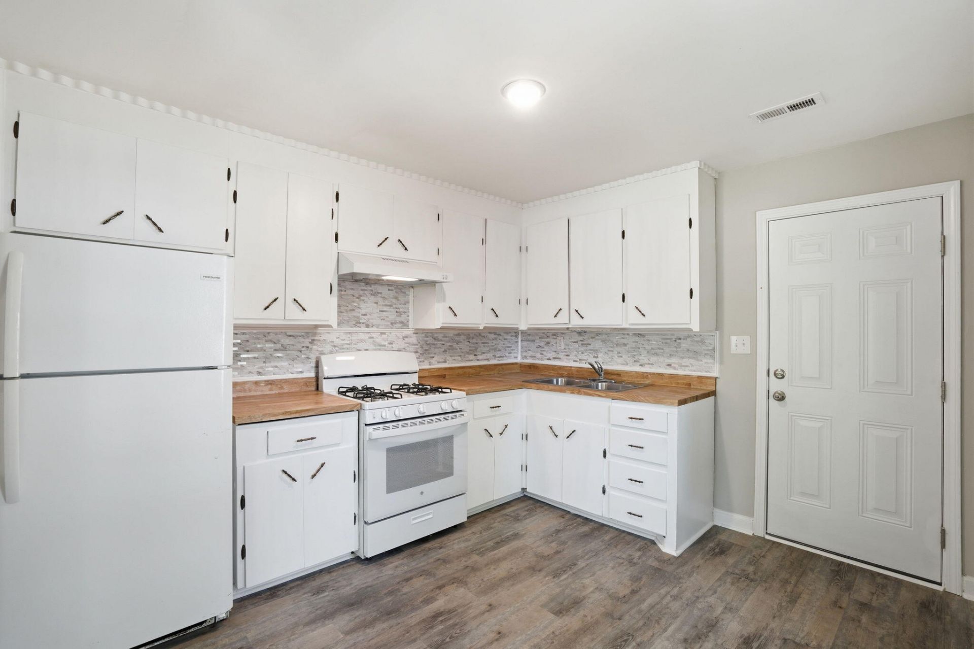 331 Annette Drive Photo 12