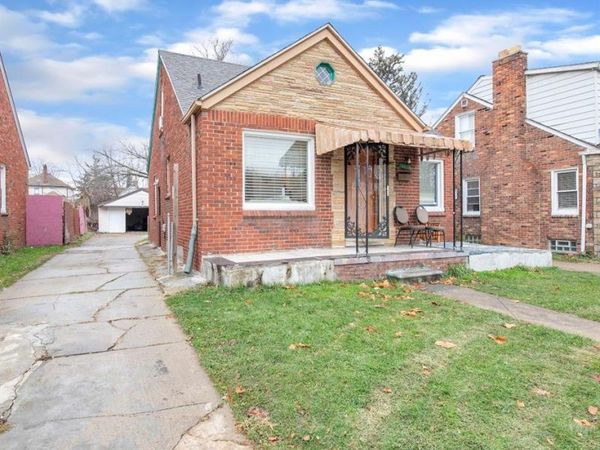 6839 Rosemont Avenue, Detroit, MI 48228