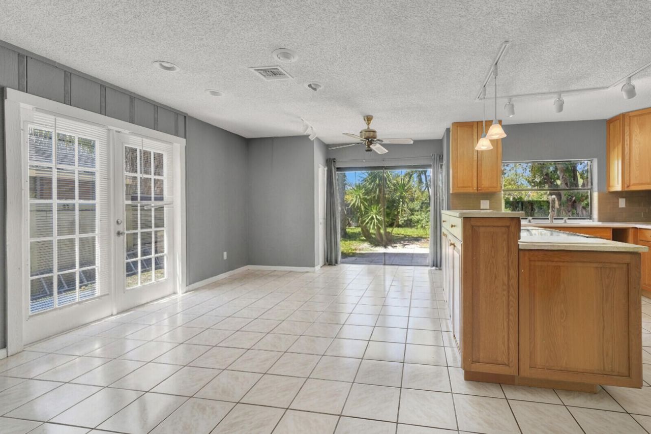 6599 Pond Apple Road, Boca Raton, FL 33433 Photo