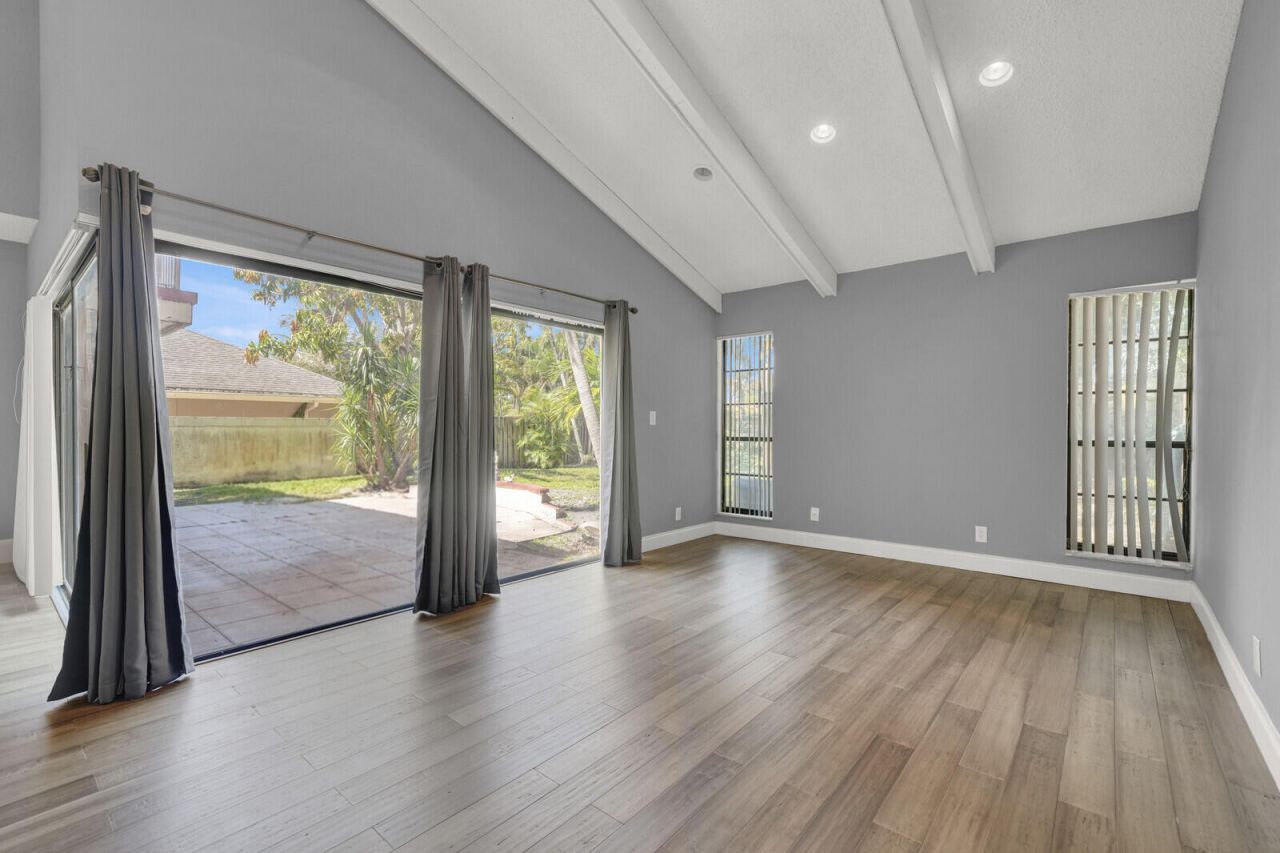 6599 Pond Apple Road, Boca Raton, FL 33433 Photo