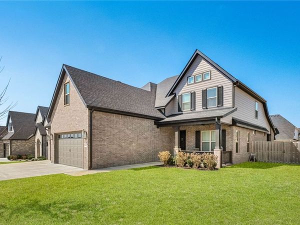 5900 SW Dryden Road, Bentonville, AR 72713