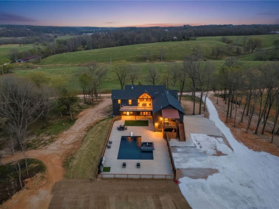 Property Image 6
