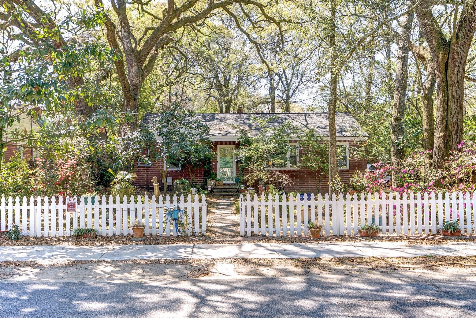 1171 Braddock Avenue Photo 11