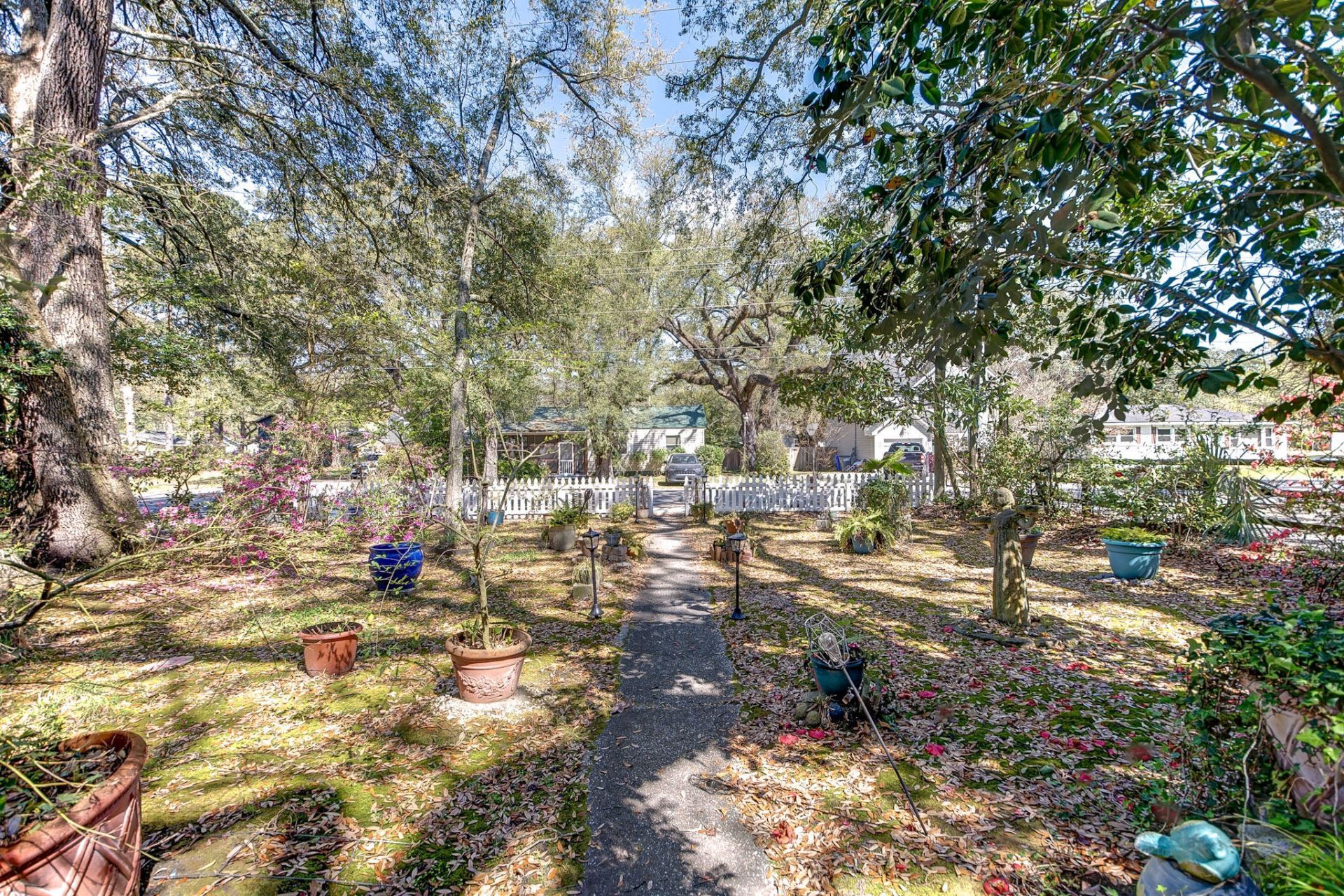 1171 Braddock Avenue Photo 17