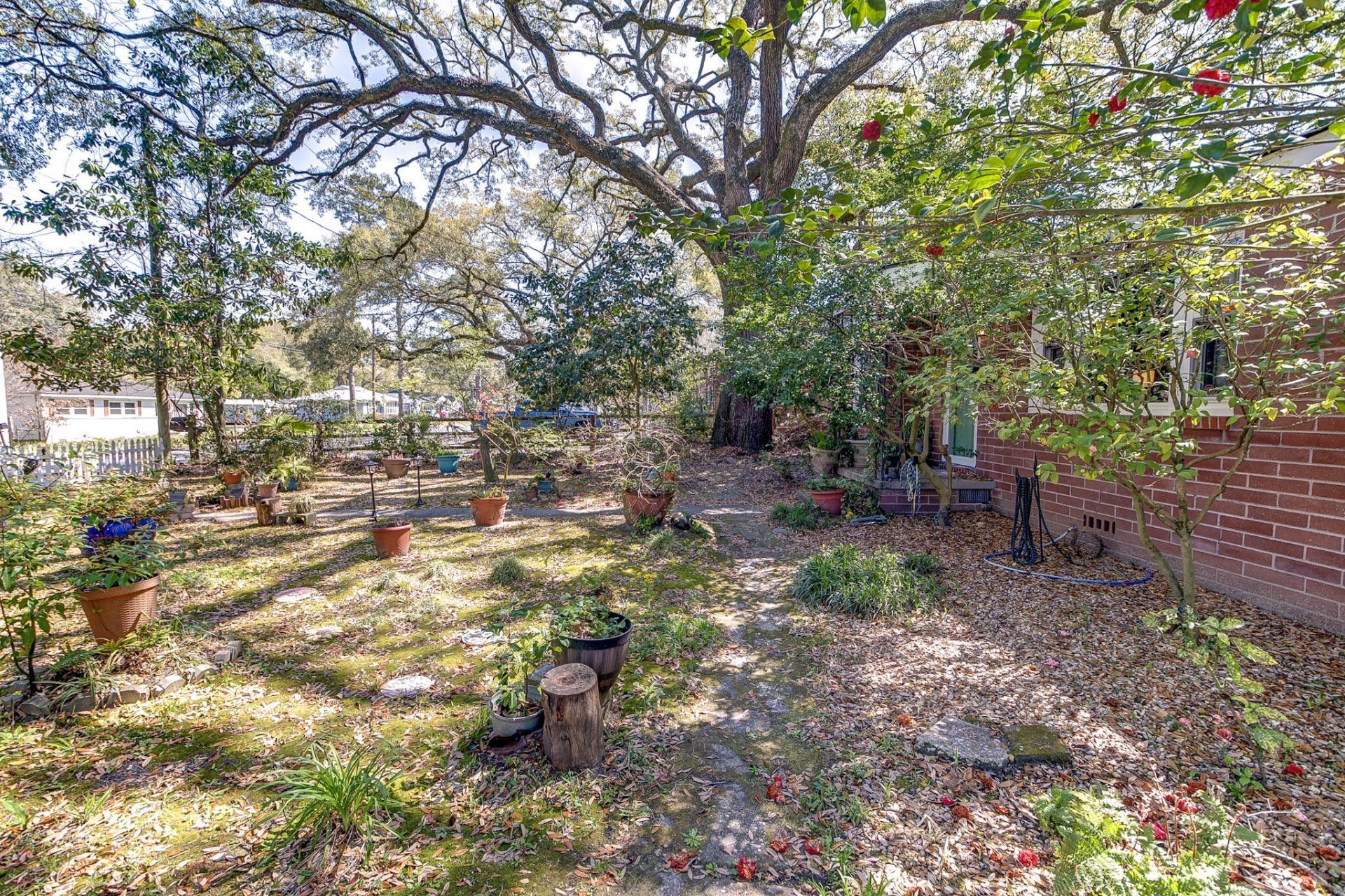 1171 Braddock Avenue Photo 18