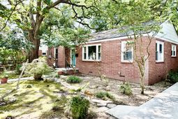 1171 Braddock Avenue photo 4