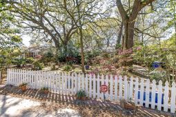 1171 Braddock Avenue photo 4