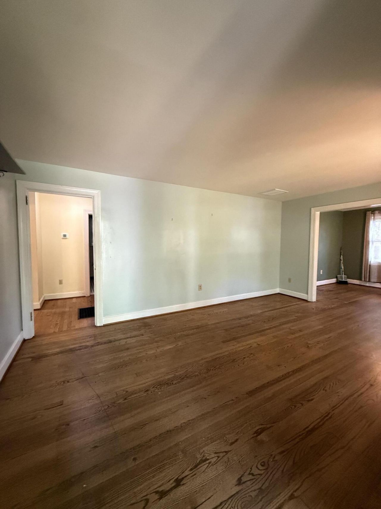 1171 Braddock Avenue Photo 8
