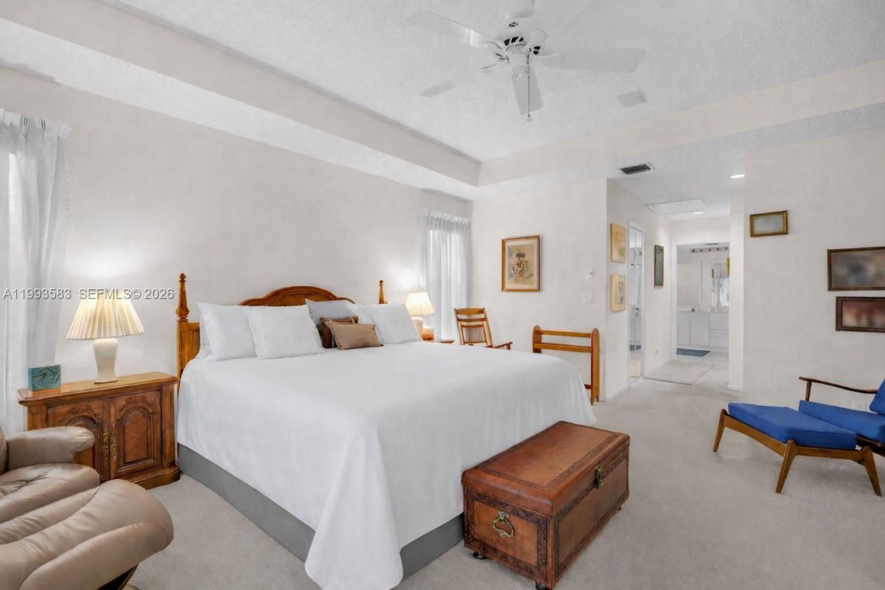 290 Landings Blvd , Weston, FL 33327 Photo