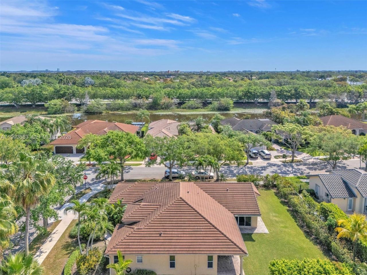 290 Landings Blvd , Weston, FL 33327 Photo