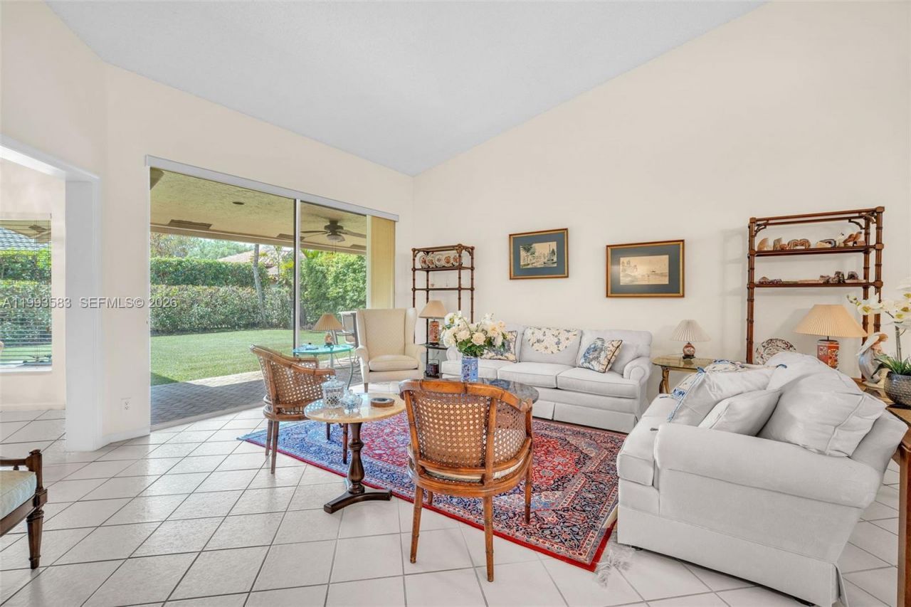 290 Landings Blvd , Weston, FL 33327 Photo