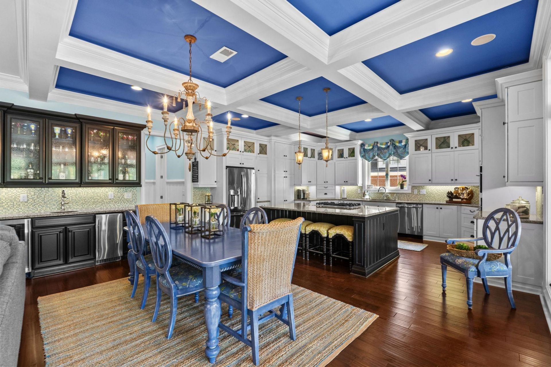 2073 Turnberry Ln. Photo 17