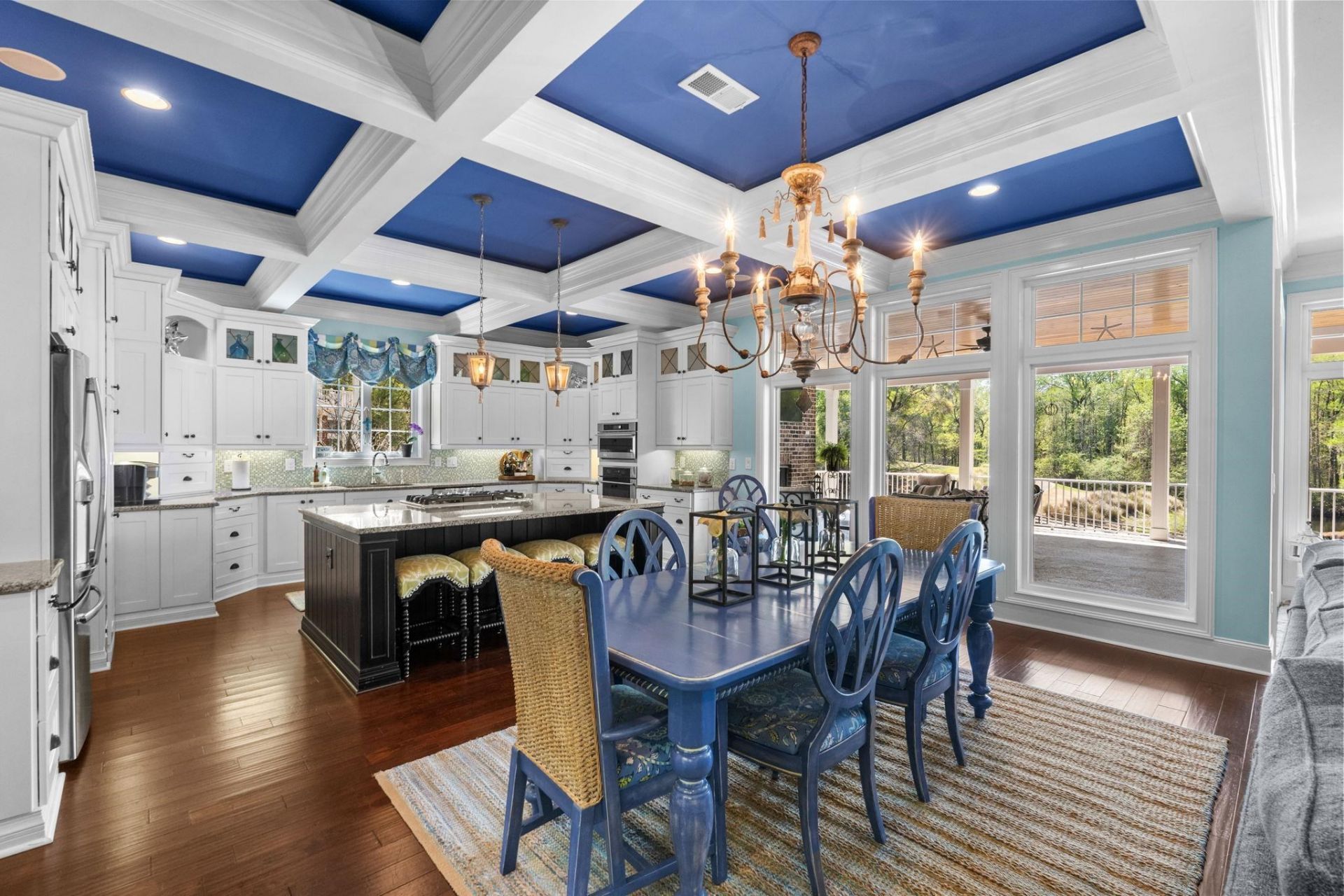 2073 Turnberry Ln. Photo 18