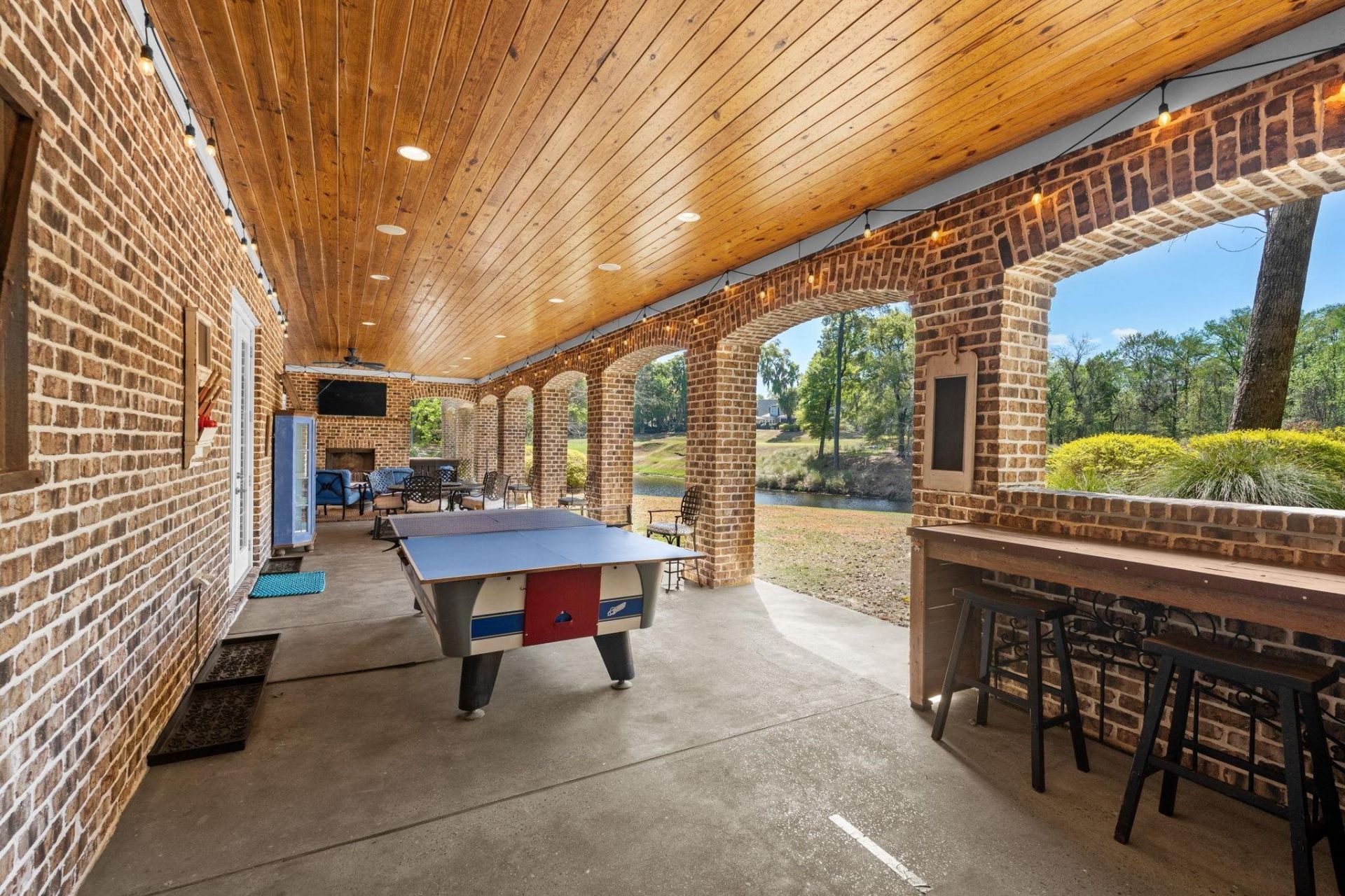 2073 Turnberry Ln. Photo 36