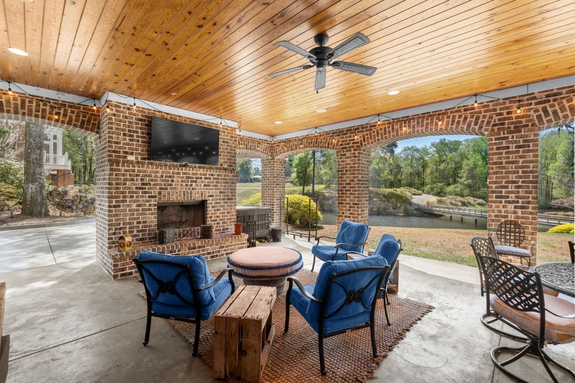 2073 Turnberry Ln. Photo 37