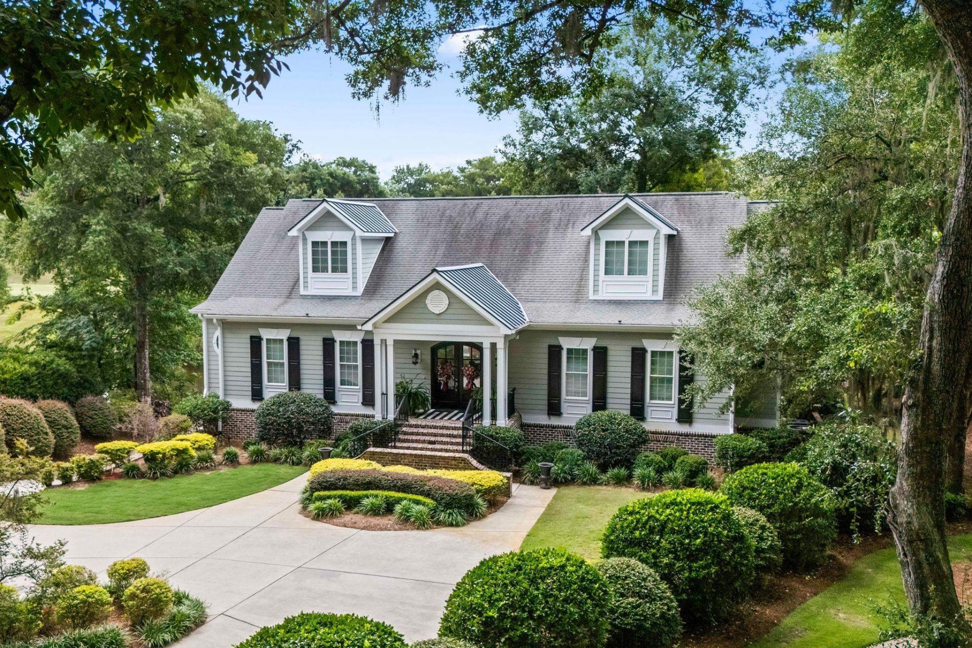 2073 Turnberry Ln. Photo 4