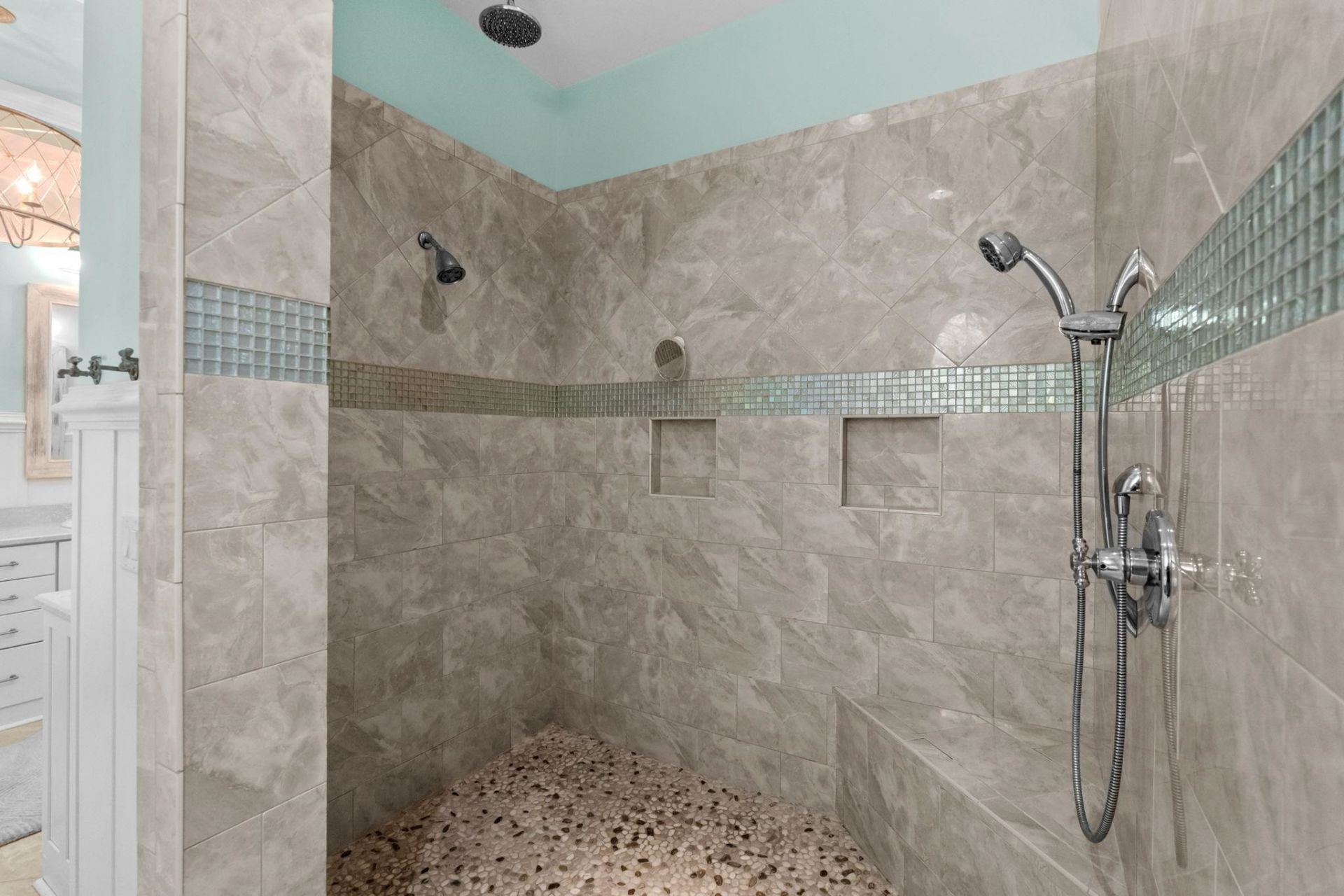 2073 Turnberry Ln. Photo 46