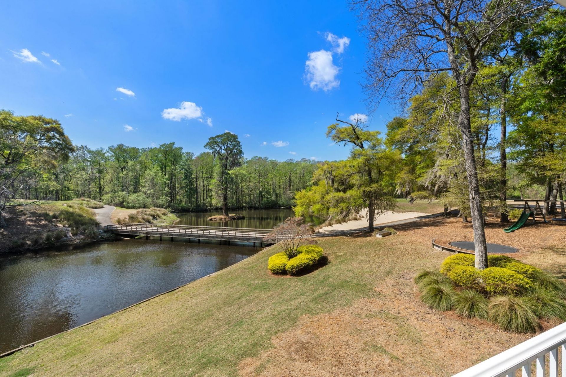 2073 Turnberry Ln. Photo 6