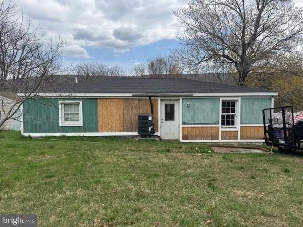 522 MISSION ROAD , HARPERS FERRY, WV 25425