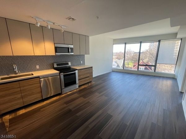 315 S Harrison St, Unit 503, East Orange, NJ 07018
