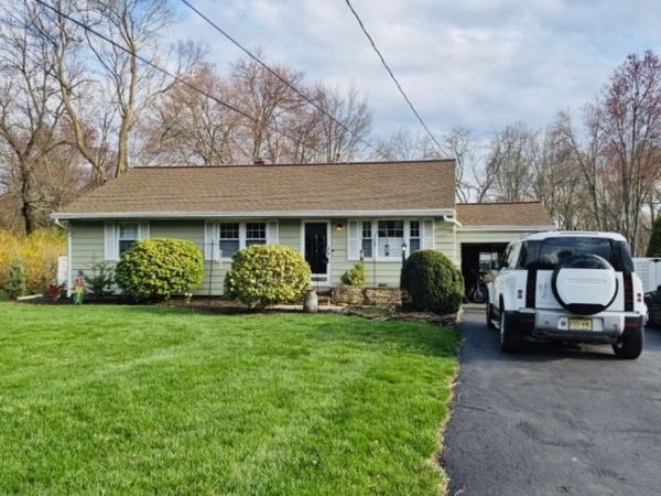 16 Washington Valley Rd, Warren, NJ 07059