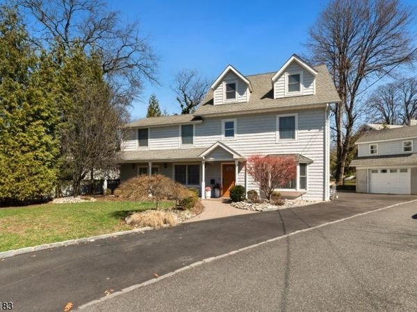 8 Dean Ct, Rutherford, NJ 07070