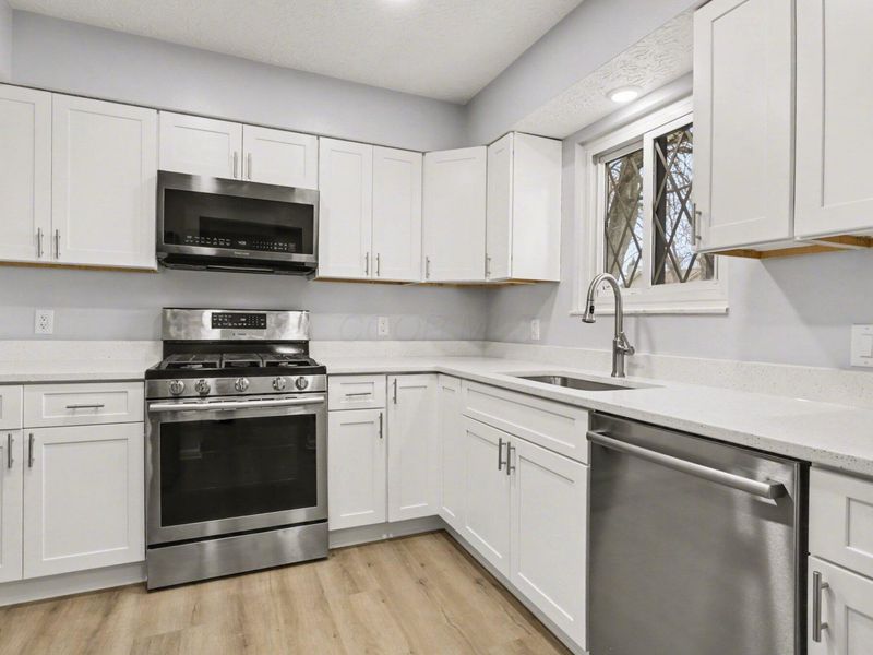 1914 Laramie Drive, Unit 26, Powell, OH 43065 Photo 11