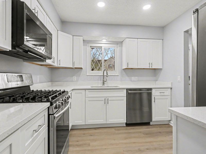 1914 Laramie Drive, Unit 26, Powell, OH 43065 Photo 12