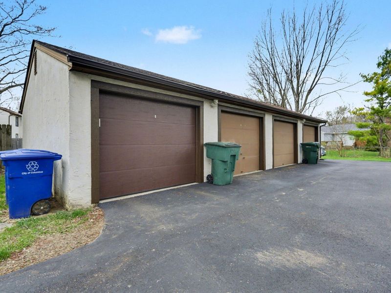 1914 Laramie Drive, Unit 26, Powell, OH 43065 Photo 34