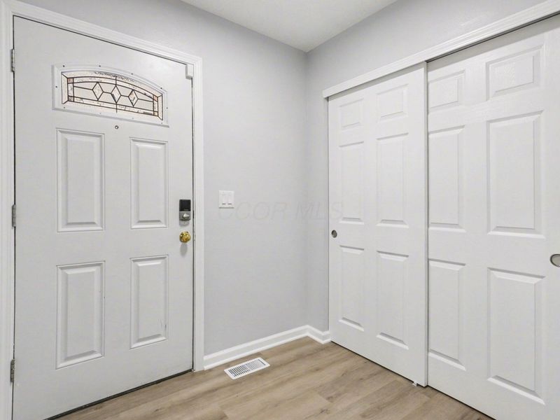 1914 Laramie Drive, Unit 26, Powell, OH 43065 Photo 5