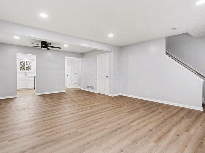 1914 Laramie Drive, Unit 26, Powell, OH 43065 Photo 6