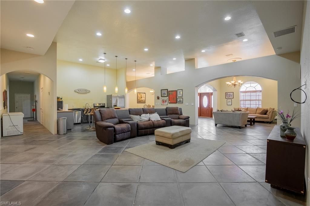 687 Montura Ave , Clewiston, FL 33440 Photo