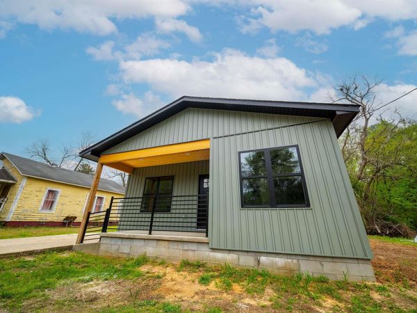 475 Hawkins, Camden, AR 71701