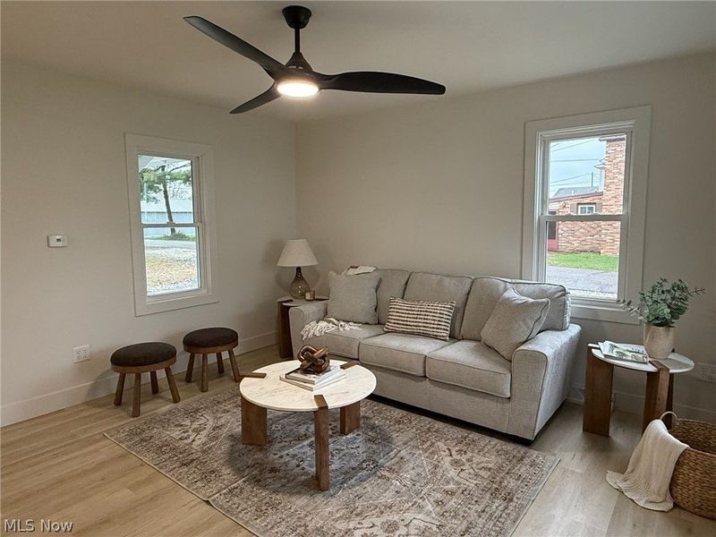 1986 Carolina Street NW, Dover, OH 44622 Photo 6